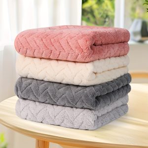 4 Pieces Deluxe Towel Set, 35x75 cm (13.7x29.5 inches), Super Soft, Highly Absorbent, Colorfast, Vintage Style Bathroom Plain Towels, High Quality Towel Cloth, Christmas, Halloween Gifts